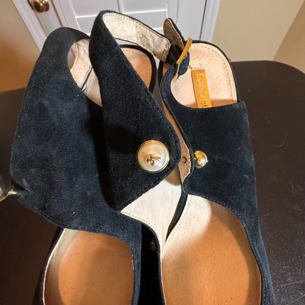 Louise Et Cie size 10 black suede sling back pumps with pearl details